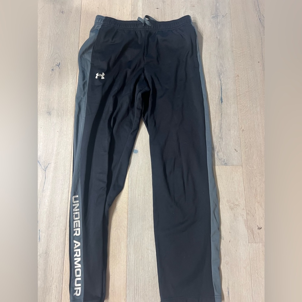 Under armor,youth sweatpants